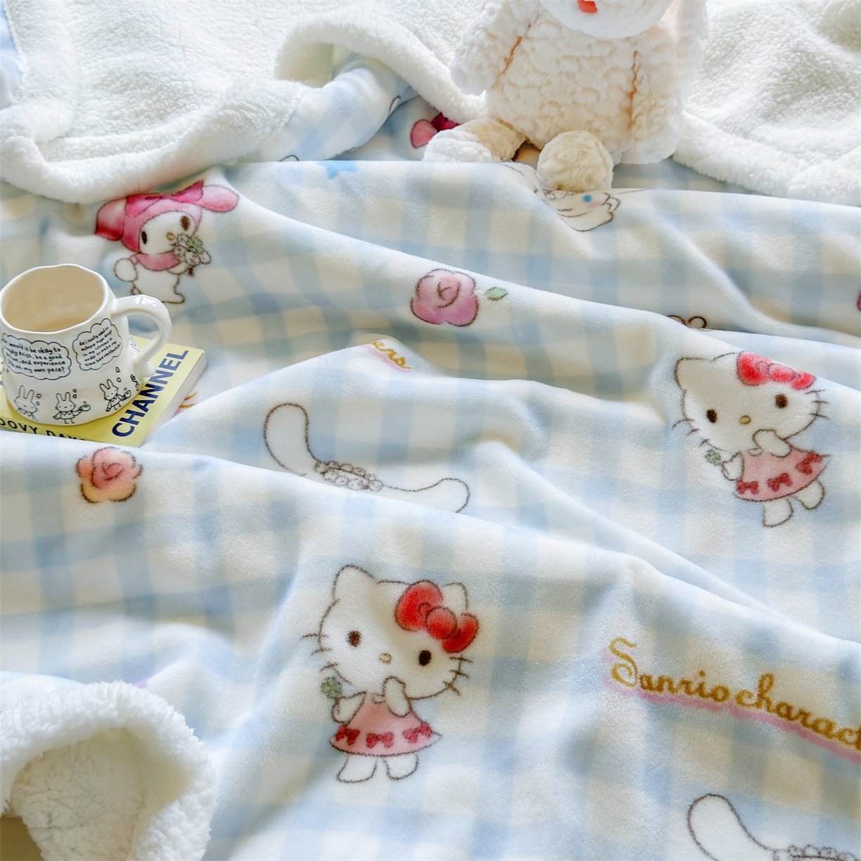 91家纺网 家纺一手货源 找家纺 名兮家居 2025秋冬正版授权经典奥特曼高克重牛奶绒羊羔绒多功能盖毯【含防伪标】 盖毯-蓝格萌宠