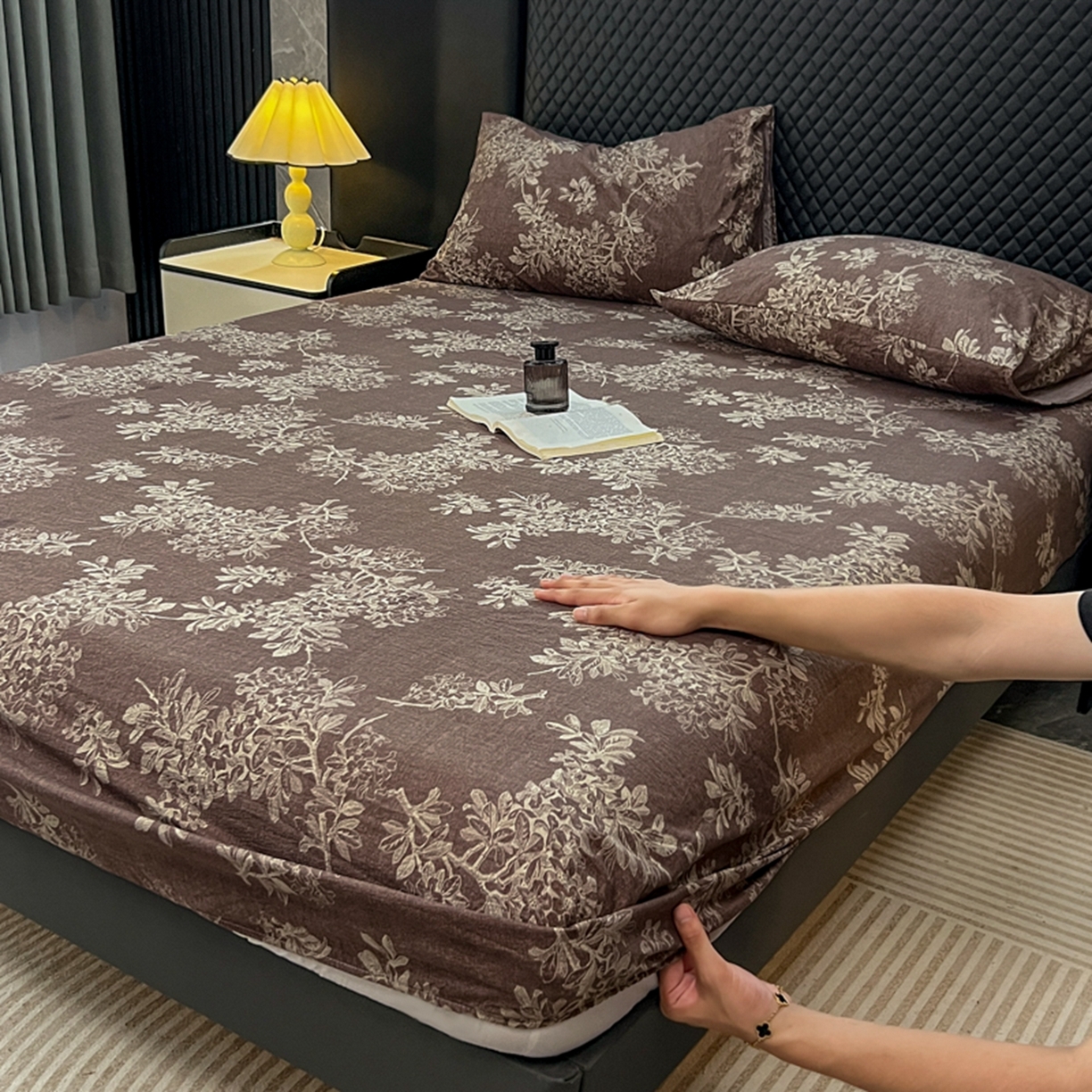 91家纺网 家纺一手货源 找家纺 漫仙阁家纺 2025新款高克重复古原麻单床笠床笠单件单品床笠 锦瑟