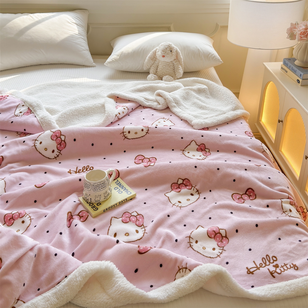 91家纺网 家纺一手货源 找家纺 名兮家居 2025秋冬正版授权经典奥特曼高克重牛奶绒羊羔绒多功能盖毯【含防伪标】 盖毯-美美kt