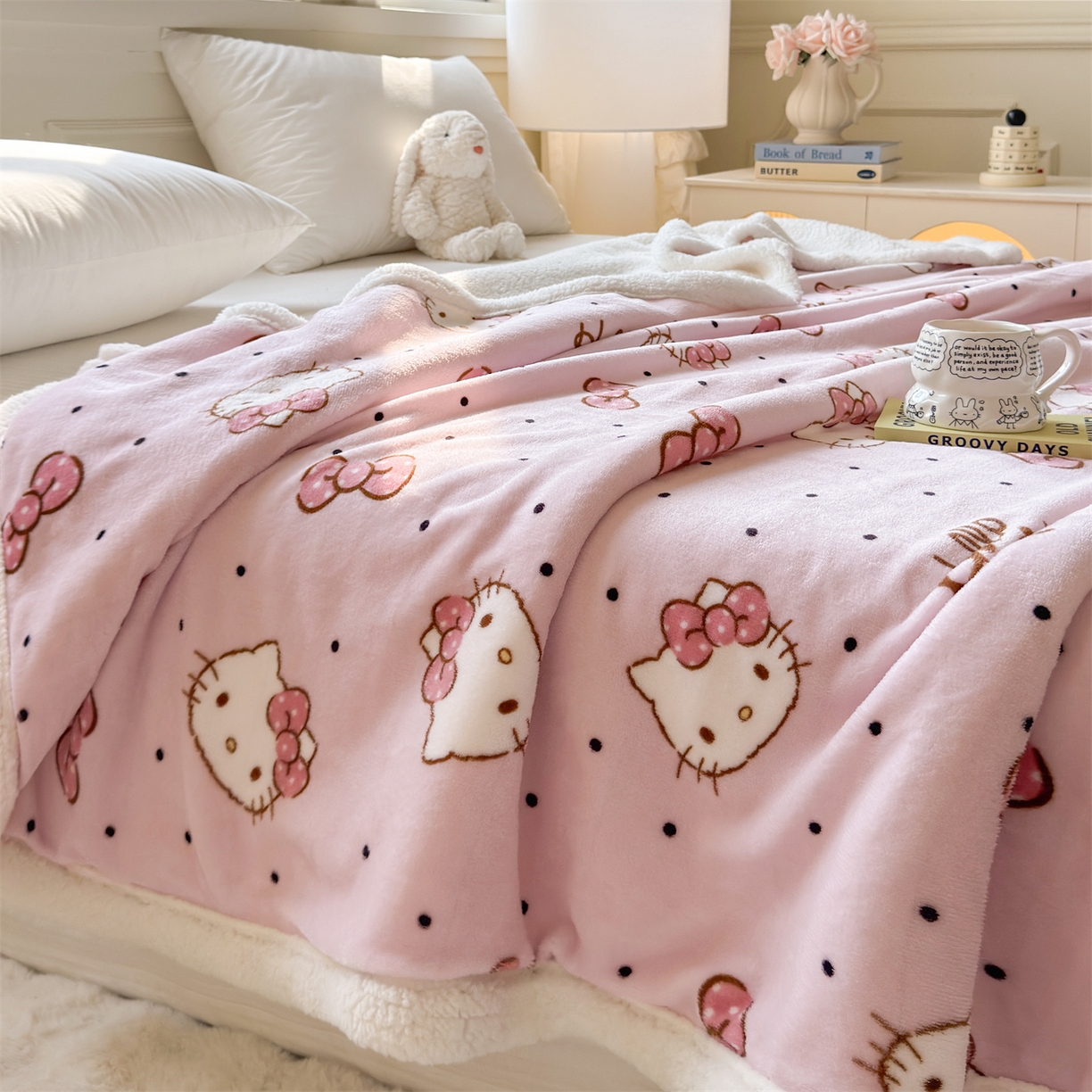 91家纺网 家纺一手货源 找家纺 名兮家居 2025秋冬正版授权经典奥特曼高克重牛奶绒羊羔绒多功能盖毯【含防伪标】 盖毯-美美kt