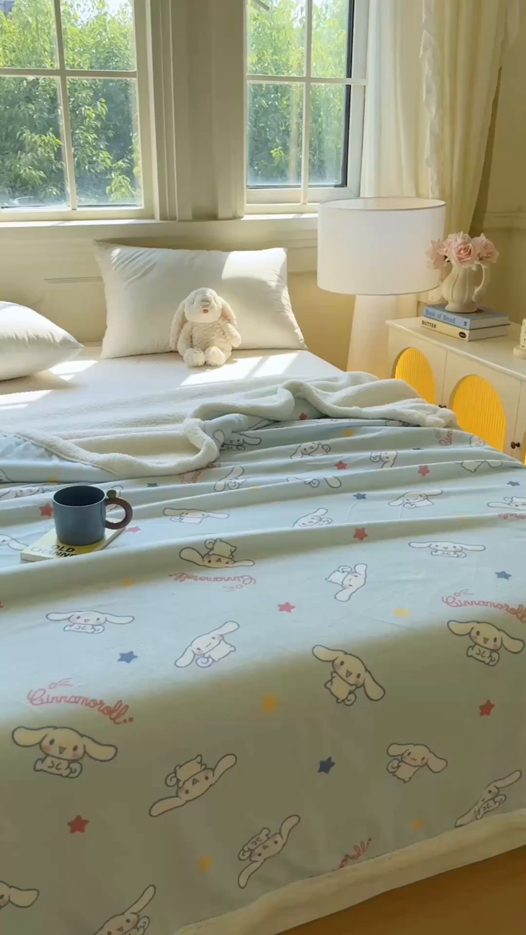 91家纺网 家纺一手货源 找家纺 名兮家居 2025秋冬正版授权经典奥特曼高克重牛奶绒羊羔绒多功能盖毯【含防伪标】 盖毯-星星大耳狗