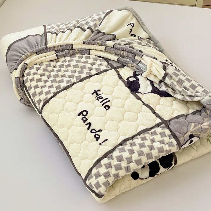 91家纺网 家纺一手货源 找家纺 富馨莱 2025新款牛奶绒夹棉床笠支持一件定做 熊猫皮皮-夹棉