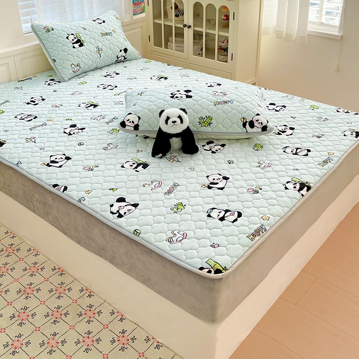 91家纺网 家纺一手货源 找家纺 富馨莱 2025新款牛奶绒夹棉床笠支持一件定做 熊猫仔仔-夹棉