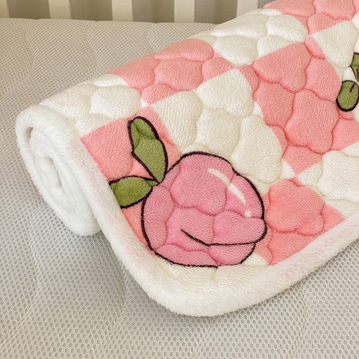 91家纺网 家纺一手货源 找家纺 富馨莱 2025新款幼儿园床垫支持定制尺寸 桃子兔兔