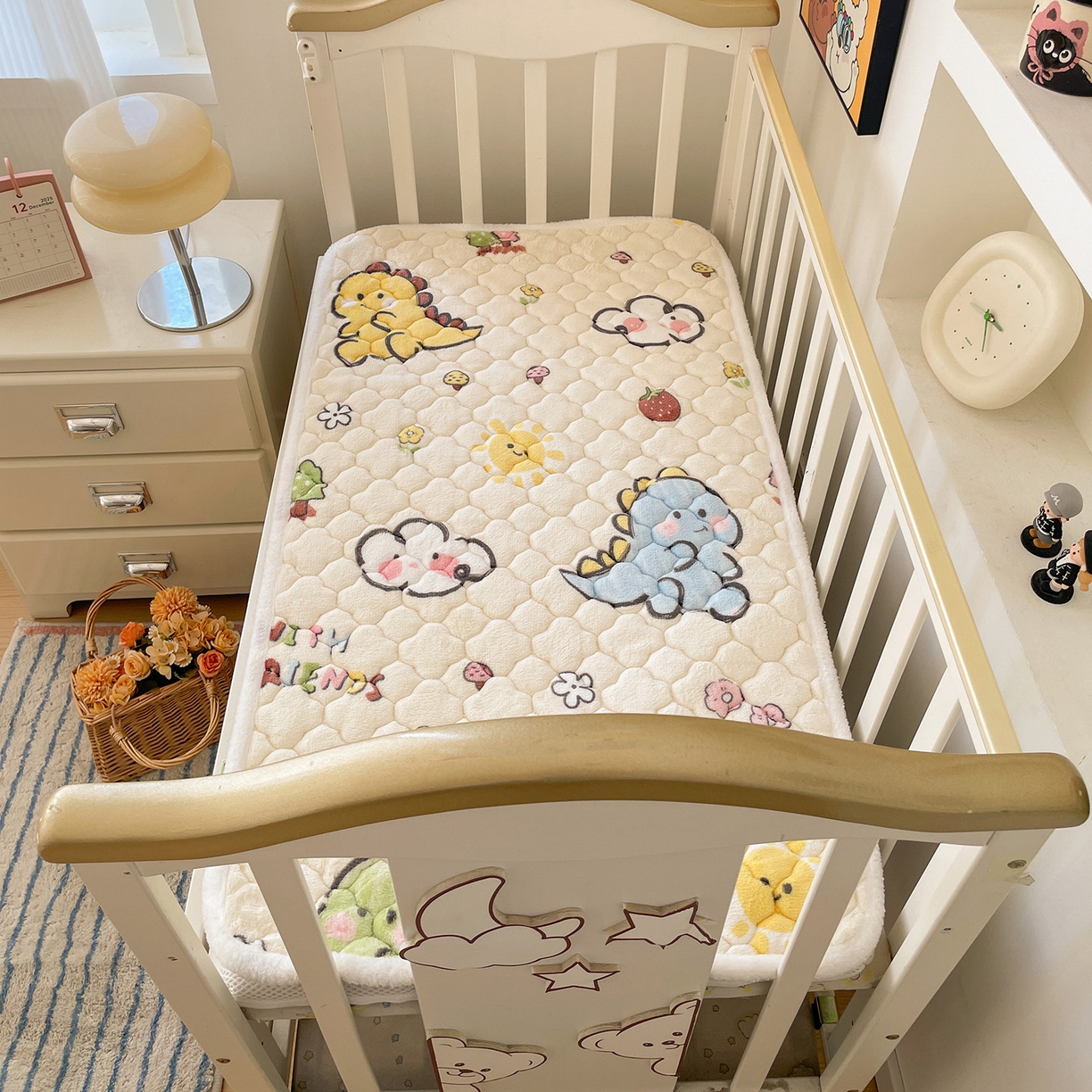 91家纺网 家纺一手货源 找家纺 富馨莱 2025新款幼儿园床垫支持定制尺寸 淘气恐龙