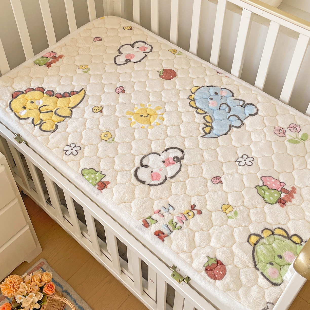 91家纺网 家纺一手货源 找家纺 富馨莱 2025新款幼儿园床垫支持定制尺寸 淘气恐龙