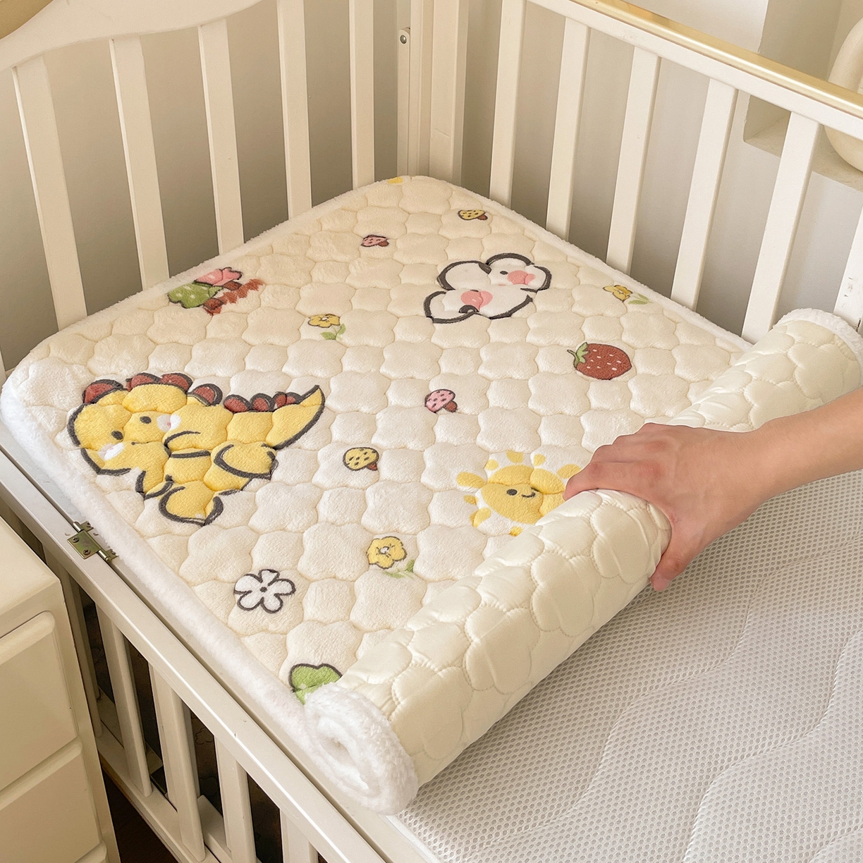 91家纺网 家纺一手货源 找家纺 富馨莱 2025新款幼儿园床垫支持定制尺寸 淘气恐龙