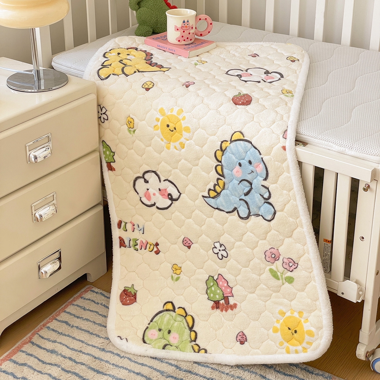 91家纺网 家纺一手货源 找家纺 富馨莱 2025新款幼儿园床垫支持定制尺寸 淘气恐龙