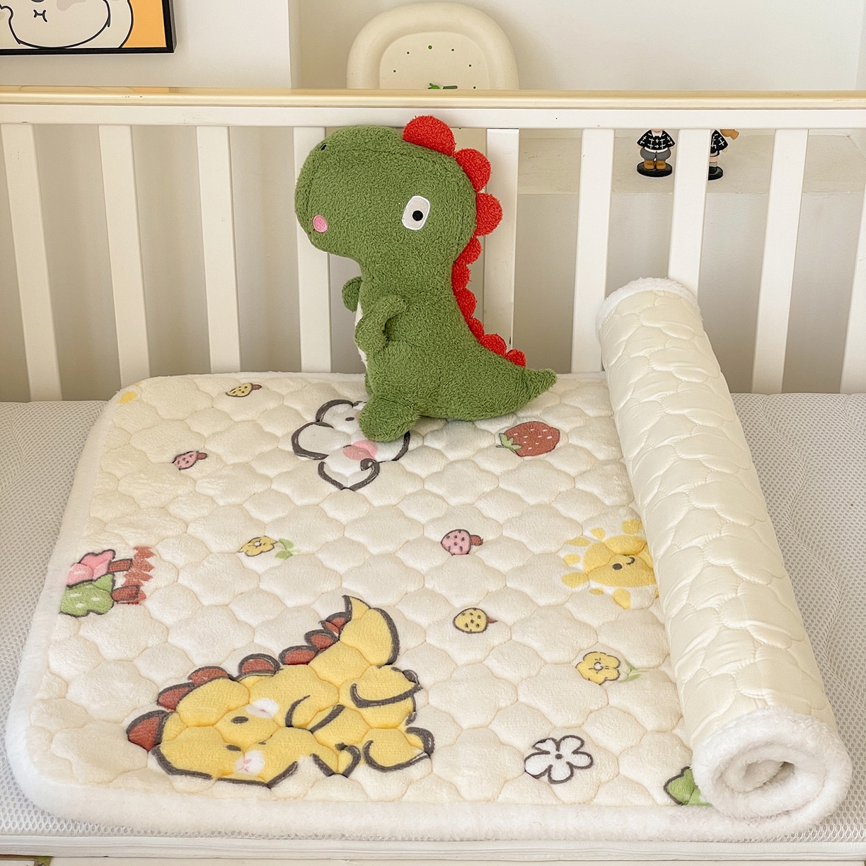 91家纺网 家纺一手货源 找家纺 富馨莱 2025新款幼儿园床垫支持定制尺寸 淘气恐龙