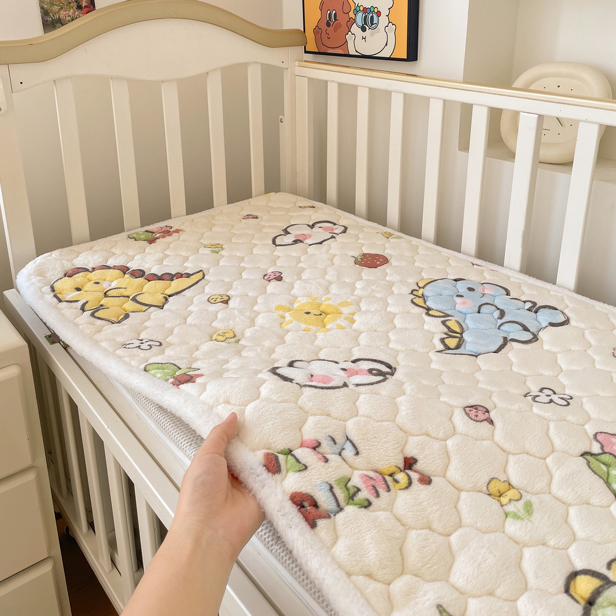 91家纺网 家纺一手货源 找家纺 富馨莱 2025新款幼儿园床垫支持定制尺寸 淘气恐龙