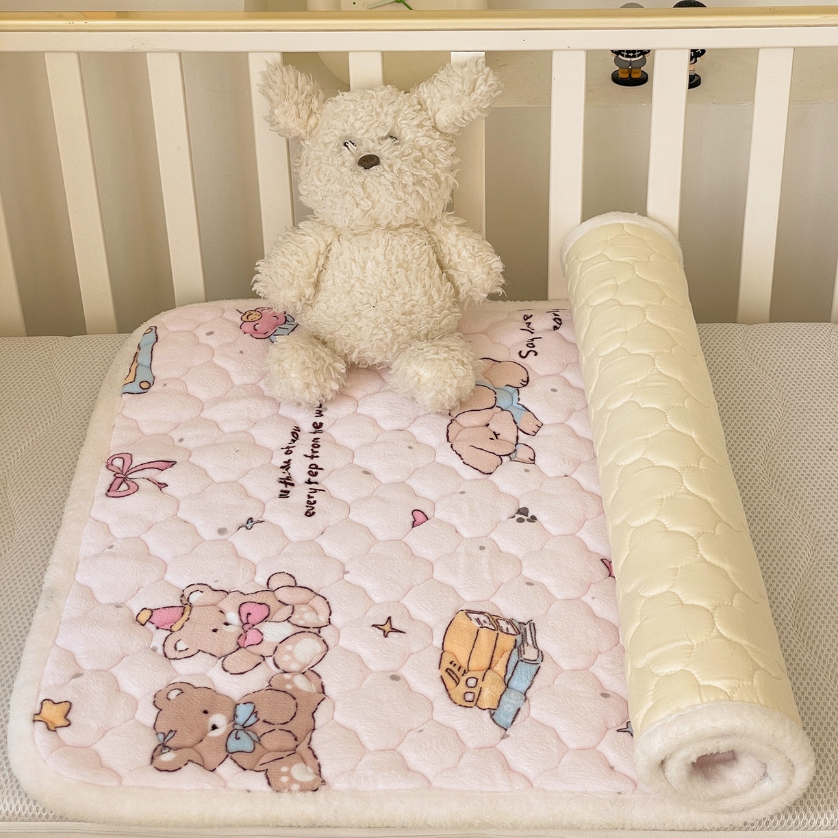 91家纺网 家纺一手货源 找家纺 富馨莱 2025新款幼儿园床垫支持定制尺寸 甜心汪汪