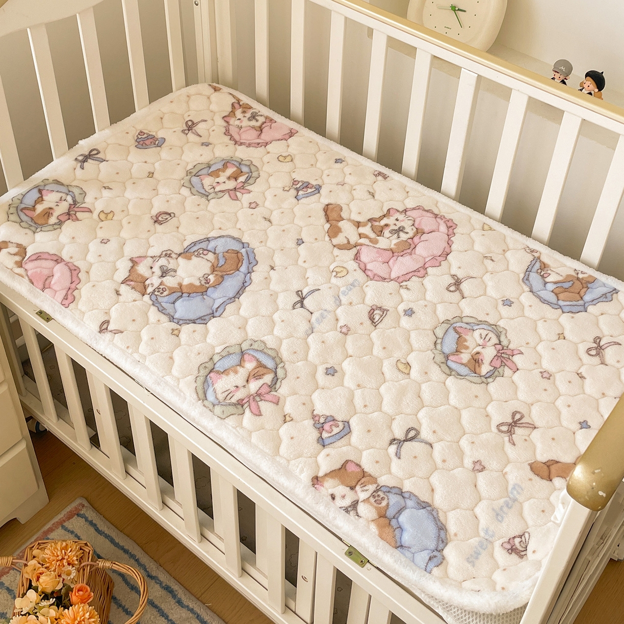 91家纺网 家纺一手货源 找家纺 富馨莱 2025新款幼儿园床垫支持定制尺寸 小猫咪