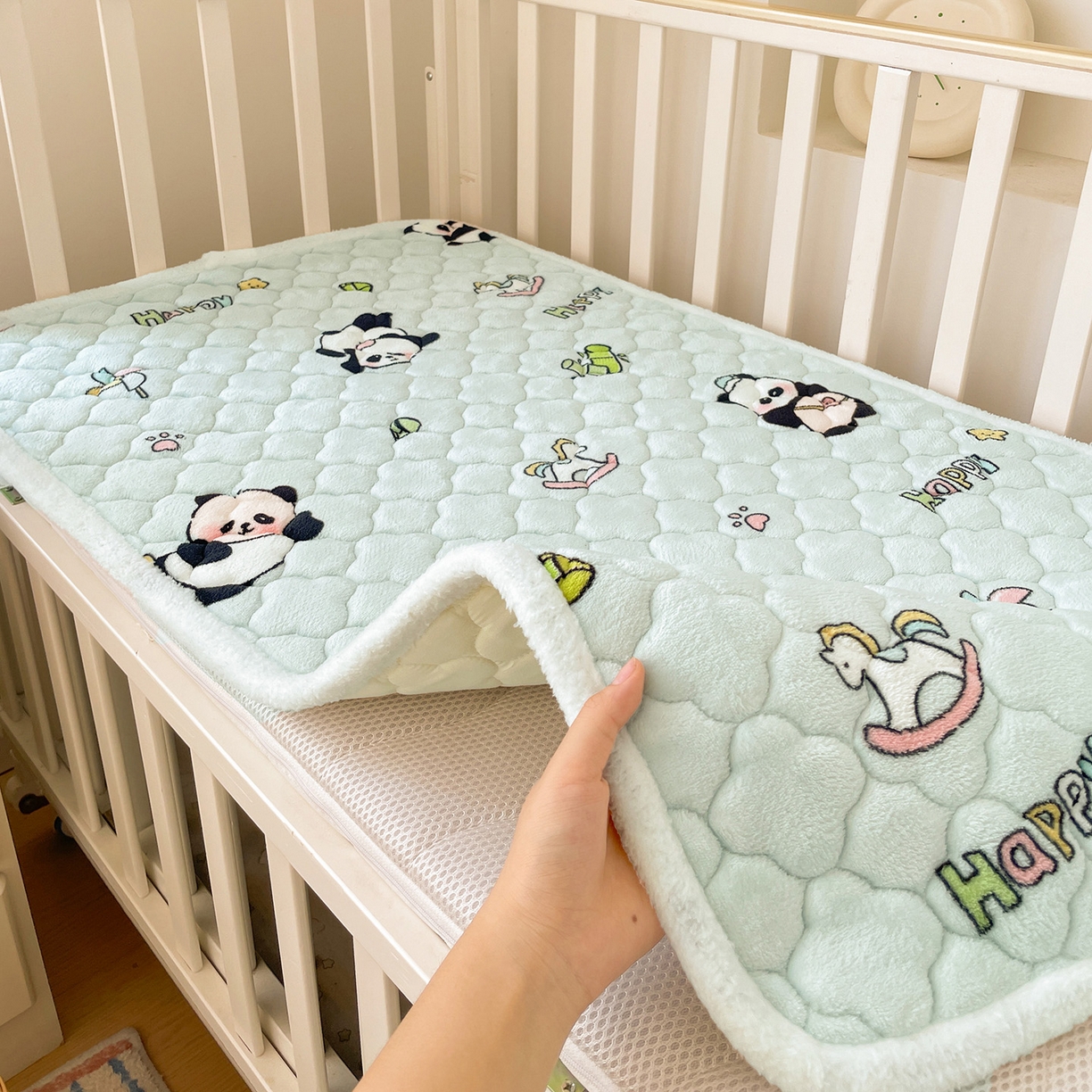 91家纺网 家纺一手货源 找家纺 富馨莱 2025新款幼儿园床垫支持定制尺寸 熊猫仔仔