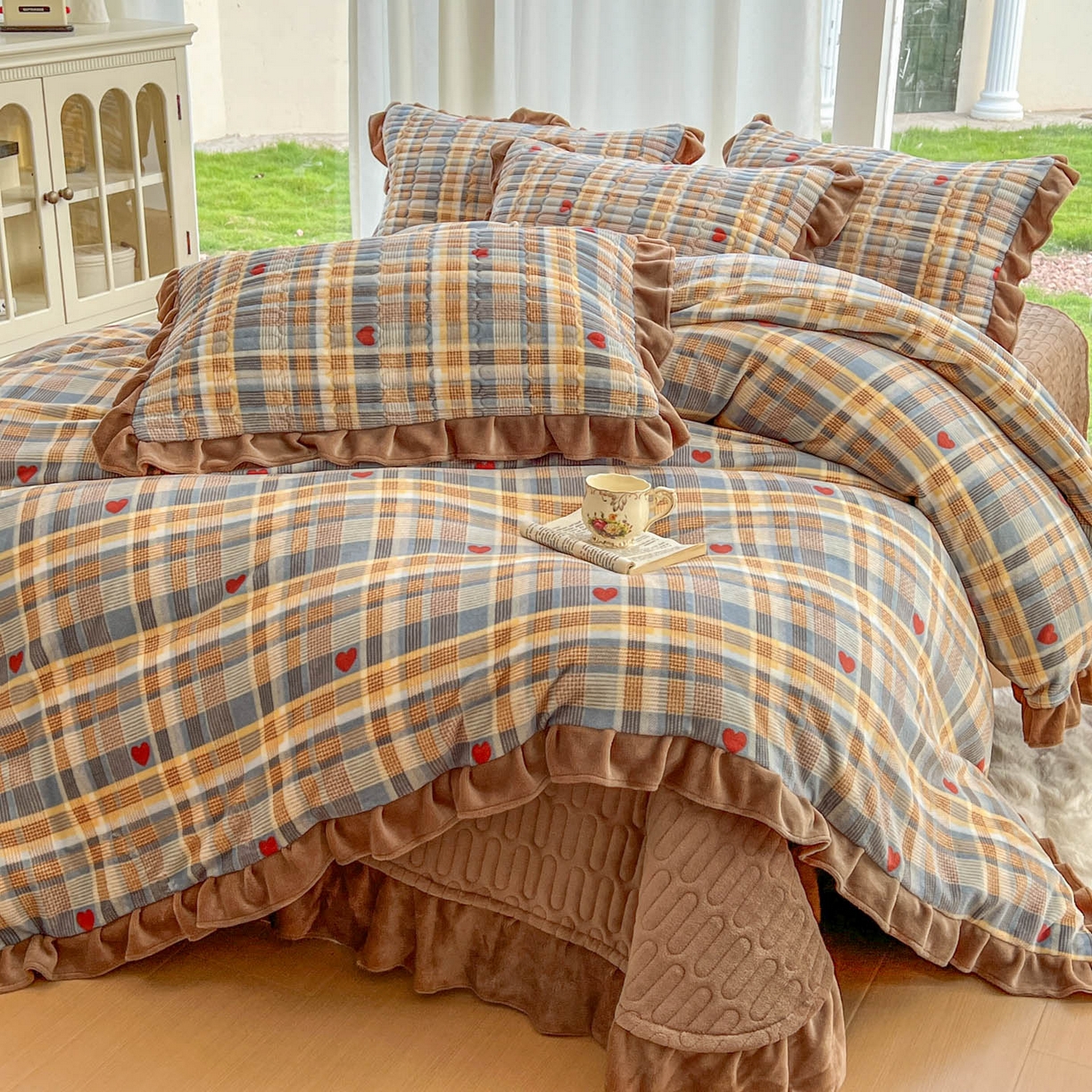 91家纺网 家纺一手货源 找家纺 （总）美梦家纺 2025新款花边牛奶绒床盖四件套