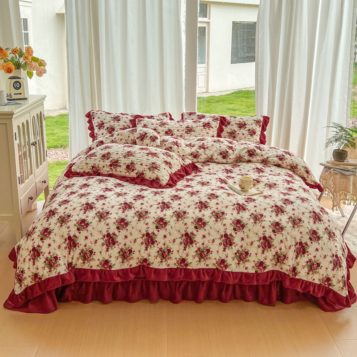 91家纺网 家纺一手货源 找家纺 美梦家纺 2025新款花边牛奶绒床盖四件套 向阳玫瑰-红