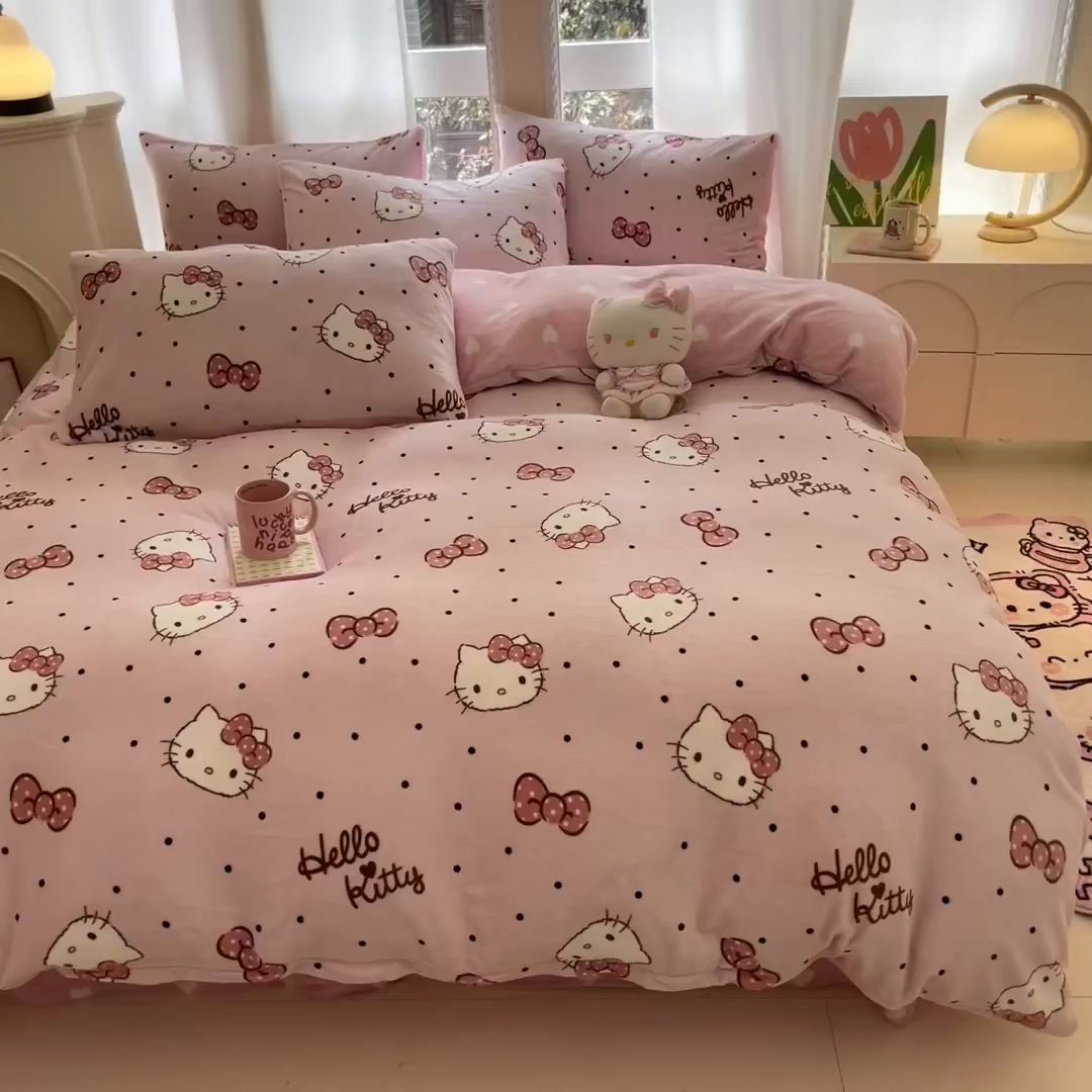 91家纺网 家纺一手货源 找家纺 博雅 2025新款三丽鸥正版授权高克重牛奶绒小版四件套提供买家秀 牛奶绒小版-粉色蝴蝶结 kt 猫