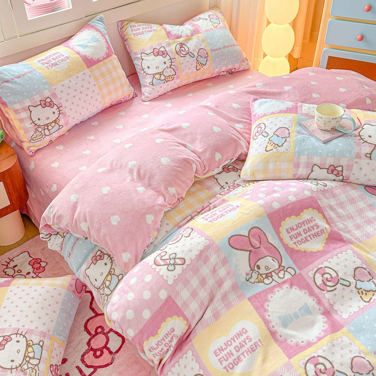 91家纺网 家纺一手货源 找家纺 博雅 2025新款三丽鸥正版授权高克重牛奶绒小版四件套提供买家秀 牛奶绒小版-粉色美乐蒂KT猫