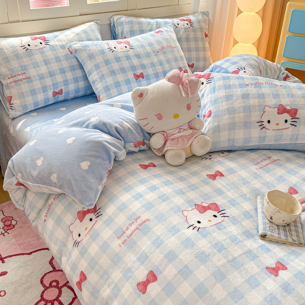 91家纺网 家纺一手货源 找家纺 博雅 2025新款三丽鸥正版授权高克重牛奶绒小版四件套提供买家秀 牛奶绒小版-蓝色蝴蝶结KT