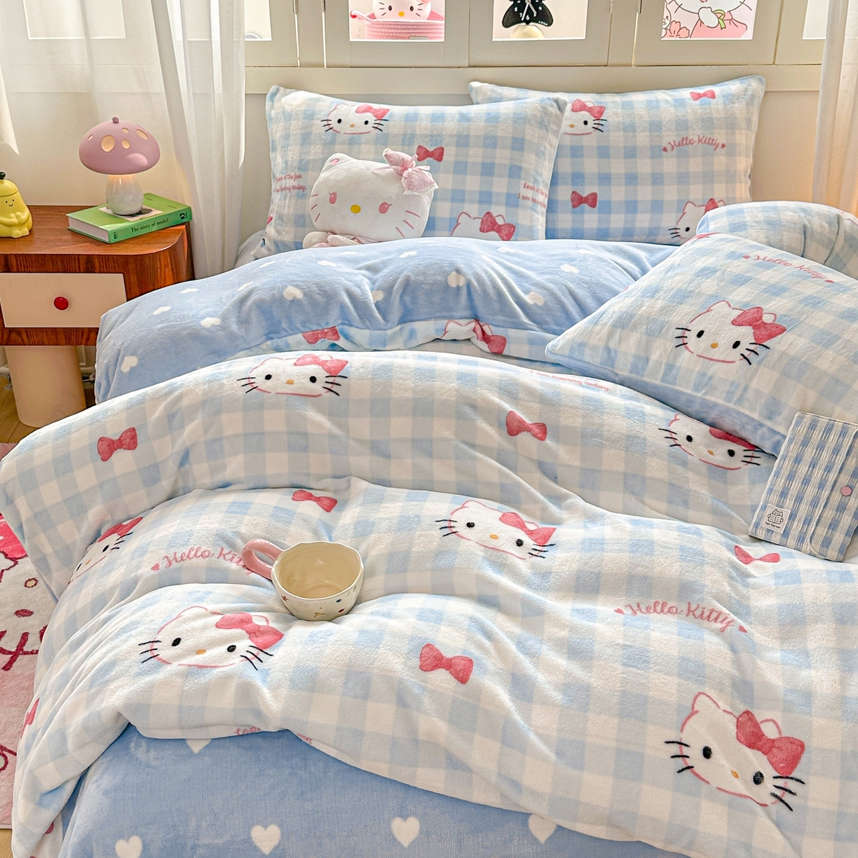 91家纺网 家纺一手货源 找家纺 博雅 2025新款三丽鸥正版授权高克重牛奶绒小版四件套提供买家秀 牛奶绒小版-蓝色蝴蝶结KT