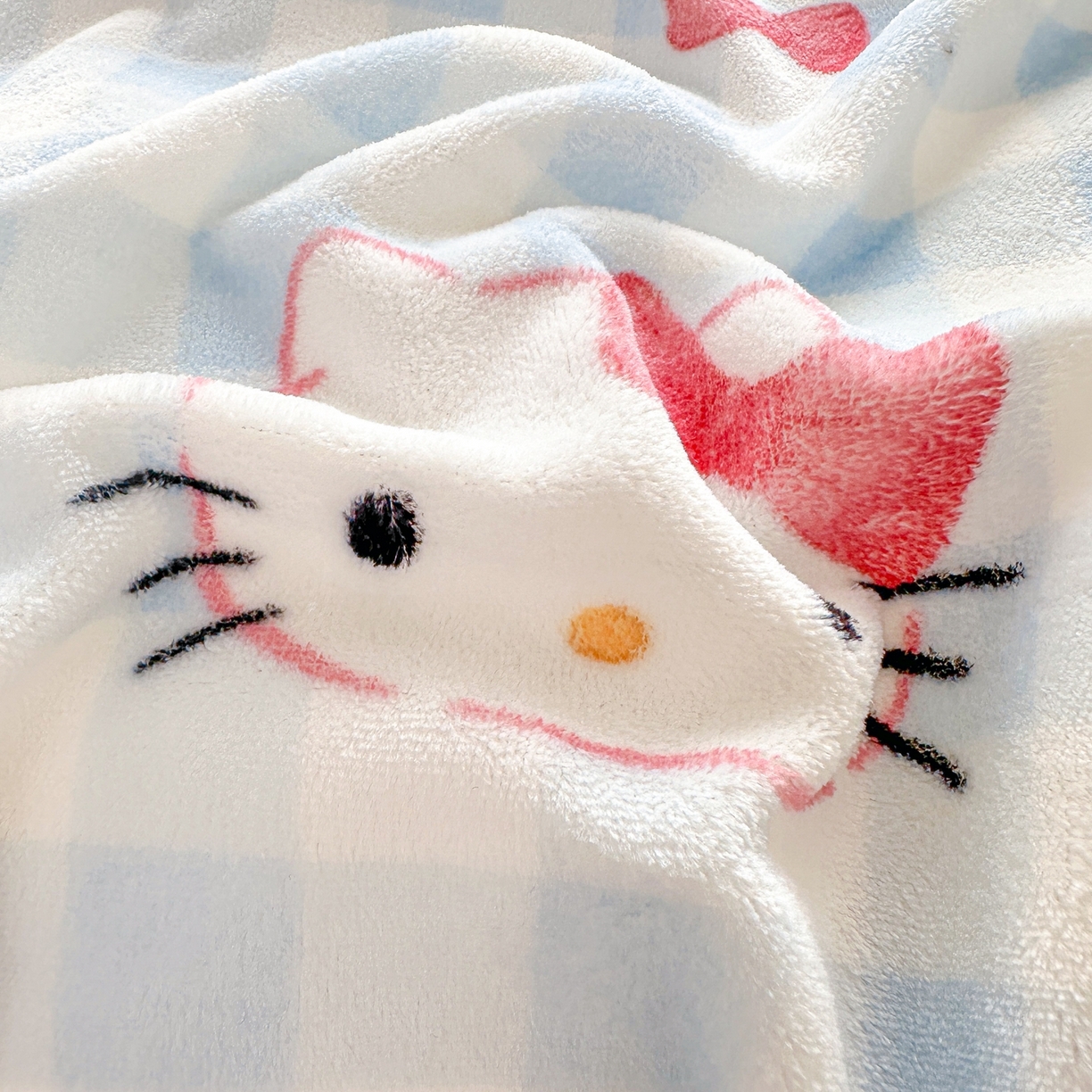 91家纺网 家纺一手货源 找家纺 博雅 2025新款三丽鸥正版授权高克重牛奶绒小版四件套提供买家秀 牛奶绒小版-蓝色蝴蝶结KT