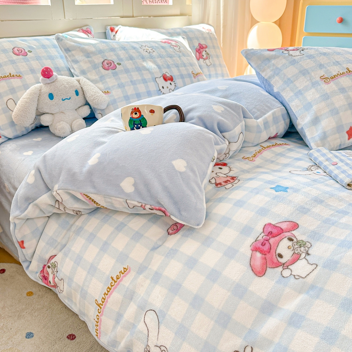 91家纺网 家纺一手货源 找家纺 博雅 2025新款三丽鸥正版授权高克重牛奶绒小版四件套提供买家秀 牛奶绒小版-蓝色KT猫玉桂狗