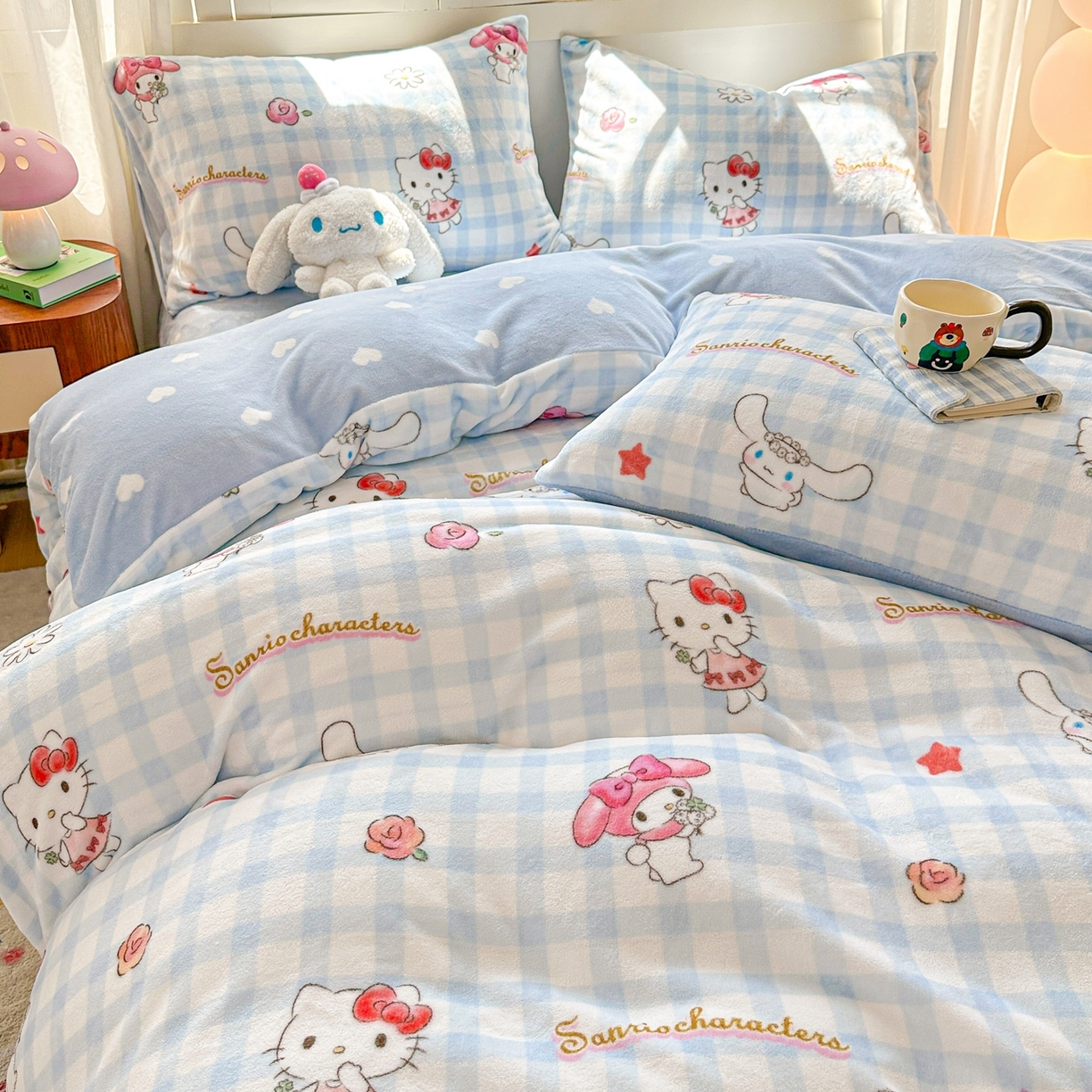 91家纺网 家纺一手货源 找家纺 博雅 2025新款三丽鸥正版授权高克重牛奶绒小版四件套提供买家秀 牛奶绒小版-蓝色KT猫玉桂狗