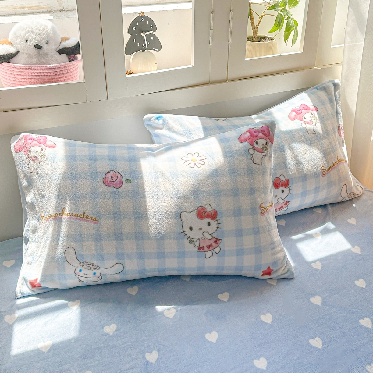 91家纺网 家纺一手货源 找家纺 博雅 2025新款三丽鸥正版授权高克重牛奶绒小版四件套提供买家秀 牛奶绒小版-蓝色KT猫玉桂狗