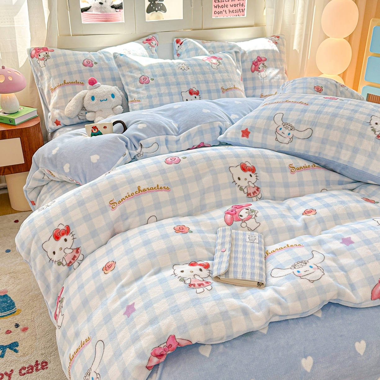 91家纺网 家纺一手货源 找家纺 博雅 2025新款三丽鸥正版授权高克重牛奶绒小版四件套提供买家秀 牛奶绒小版-蓝色KT猫玉桂狗