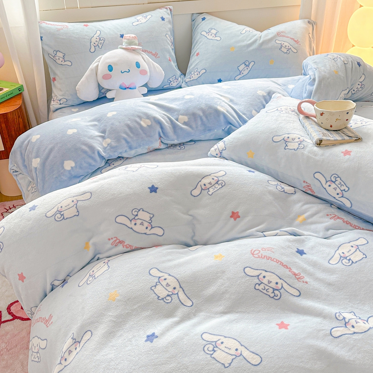 91家纺网 家纺一手货源 找家纺 博雅 2025新款三丽鸥正版授权高克重牛奶绒小版四件套提供买家秀 牛奶绒小版-满版玉桂狗