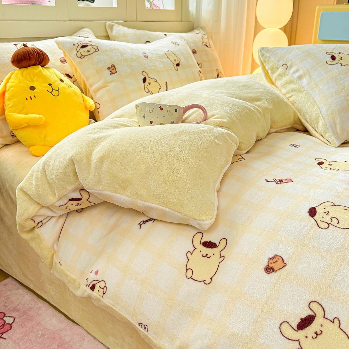 91家纺网 家纺一手货源 找家纺 博雅 2025新款三丽鸥正版授权高克重牛奶绒小版四件套提供买家秀 牛奶绒小版-美食布丁狗