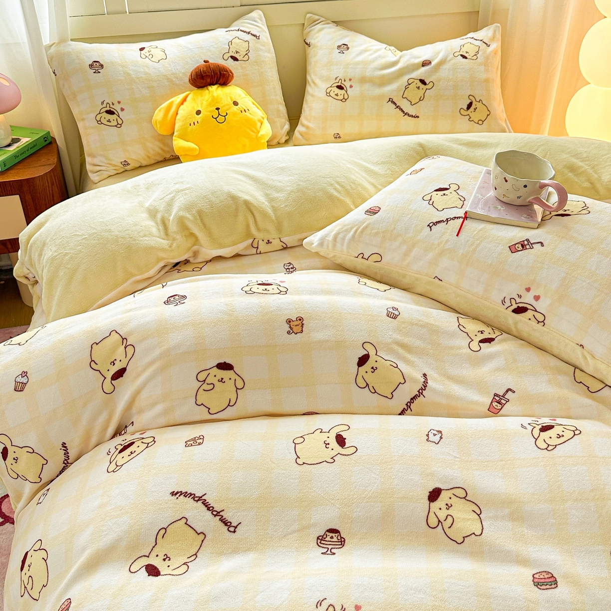 91家纺网 家纺一手货源 找家纺 博雅 2025新款三丽鸥正版授权高克重牛奶绒小版四件套提供买家秀 牛奶绒小版-美食布丁狗