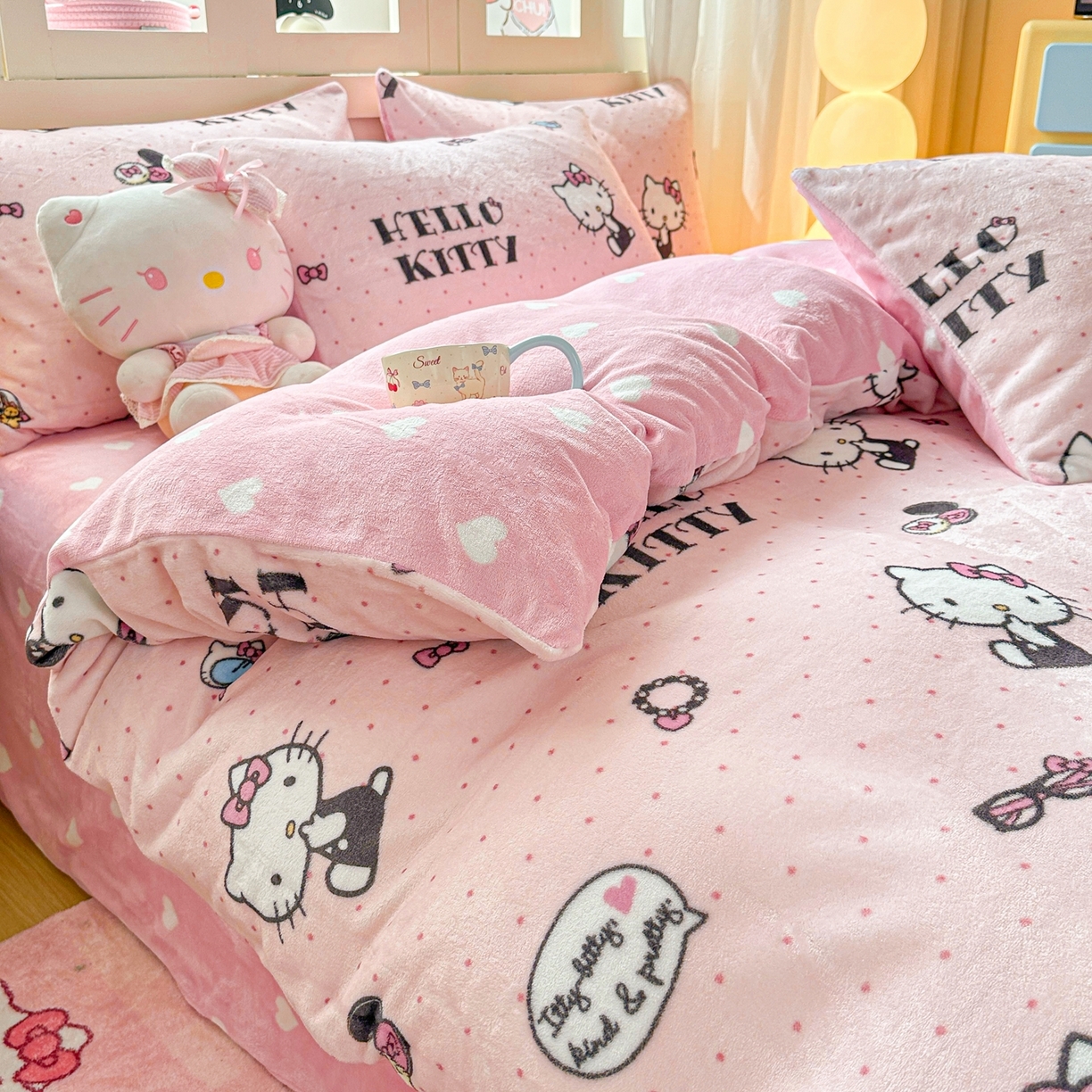 91家纺网 家纺一手货源 找家纺 博雅 2025新款三丽鸥正版授权高克重牛奶绒小版四件套提供买家秀 牛奶绒小版-美妆KT猫