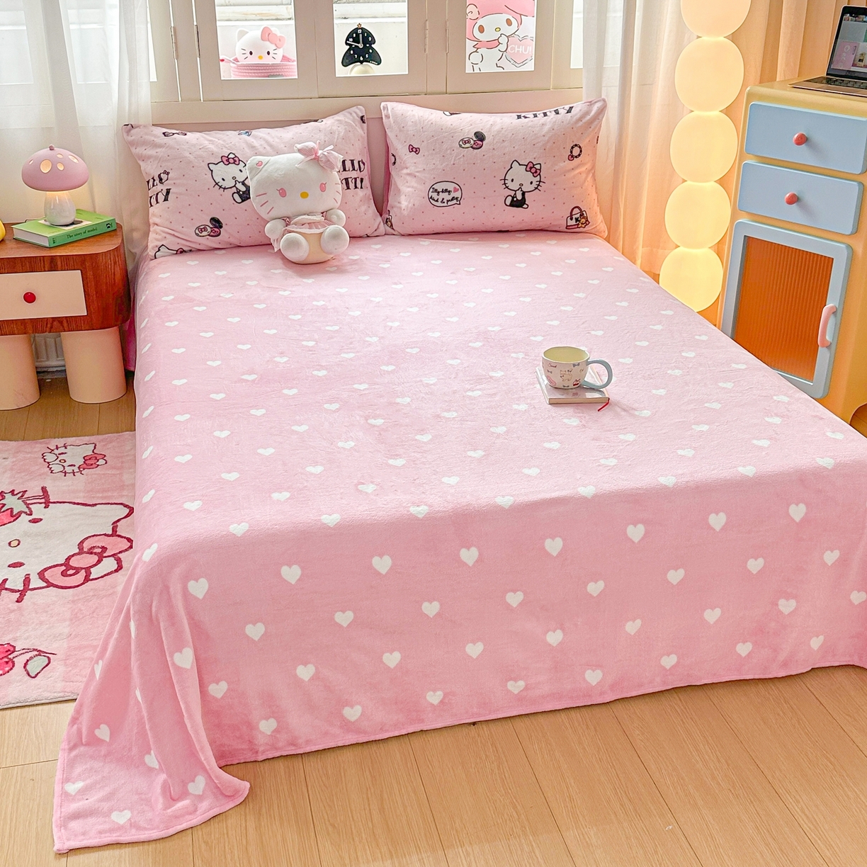 91家纺网 家纺一手货源 找家纺 博雅 2025新款三丽鸥正版授权高克重牛奶绒小版四件套提供买家秀 牛奶绒小版-美妆KT猫