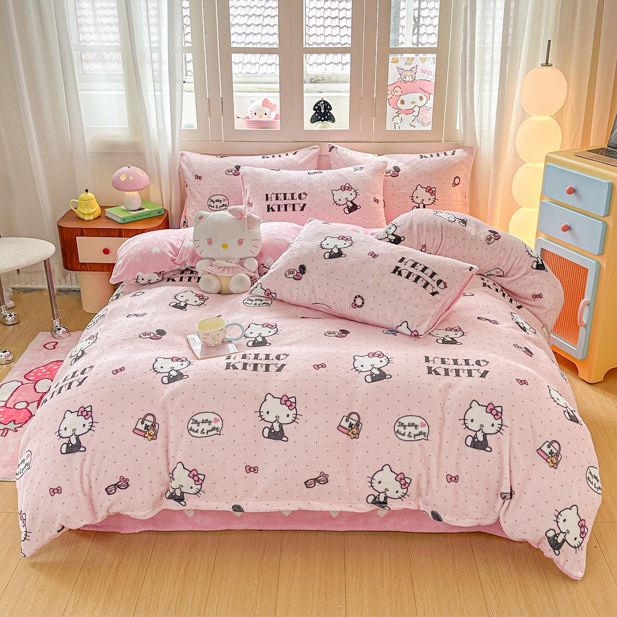 91家纺网 家纺一手货源 找家纺 博雅 2025新款三丽鸥正版授权高克重牛奶绒小版四件套提供买家秀 牛奶绒小版-美妆KT猫