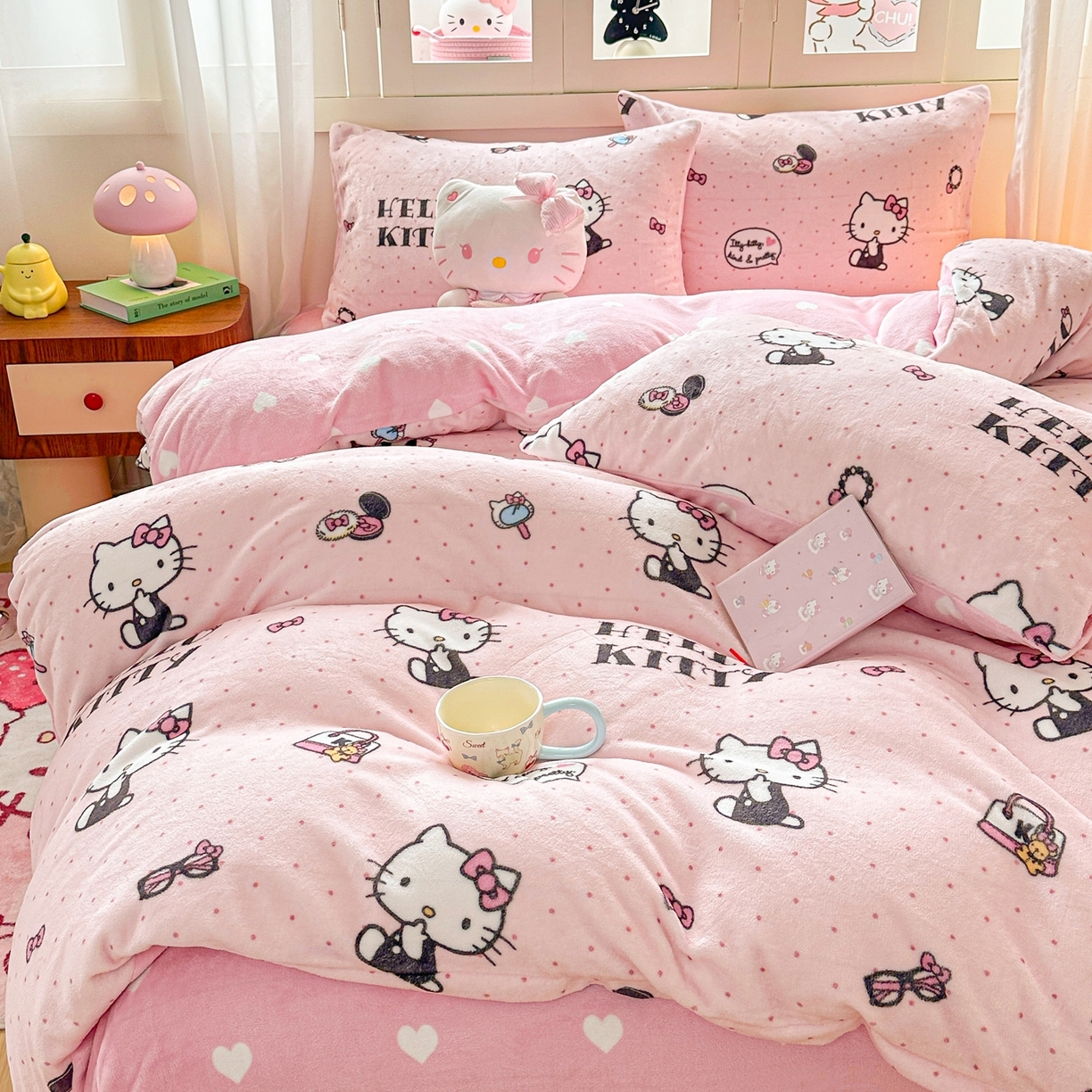 91家纺网 家纺一手货源 找家纺 博雅 2025新款三丽鸥正版授权高克重牛奶绒小版四件套提供买家秀 牛奶绒小版-美妆KT猫