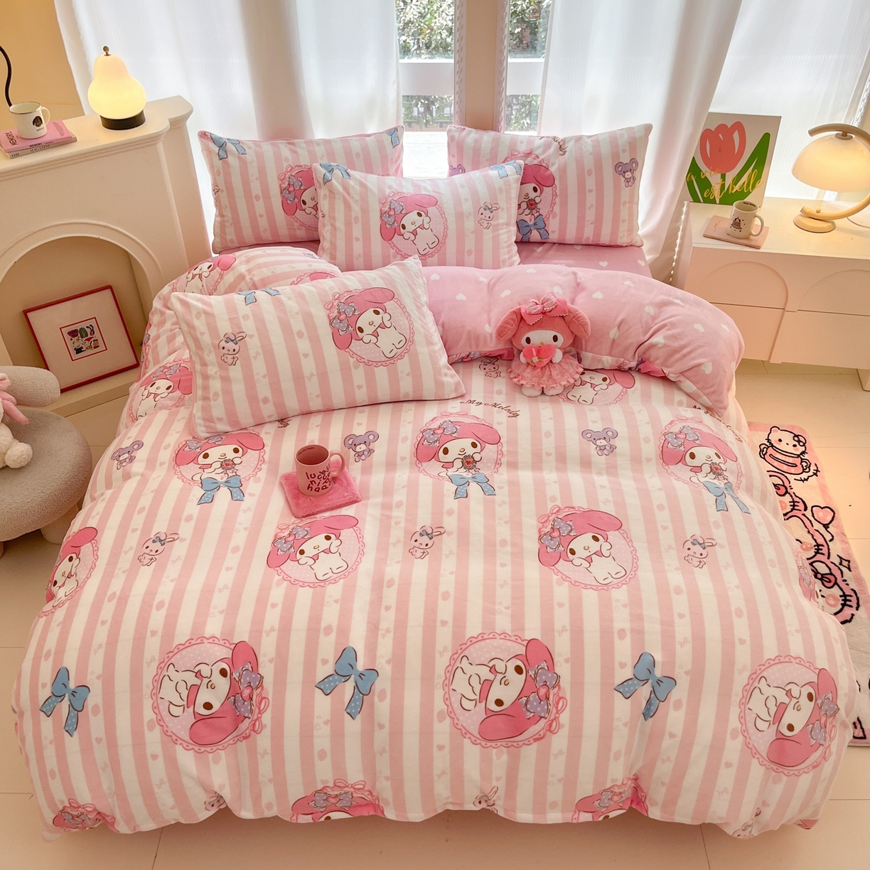 91家纺网 家纺一手货源 找家纺 博雅 2025新款三丽鸥正版授权高克重牛奶绒小版四件套提供买家秀 牛奶绒小版-甜甜美乐蒂专版花型