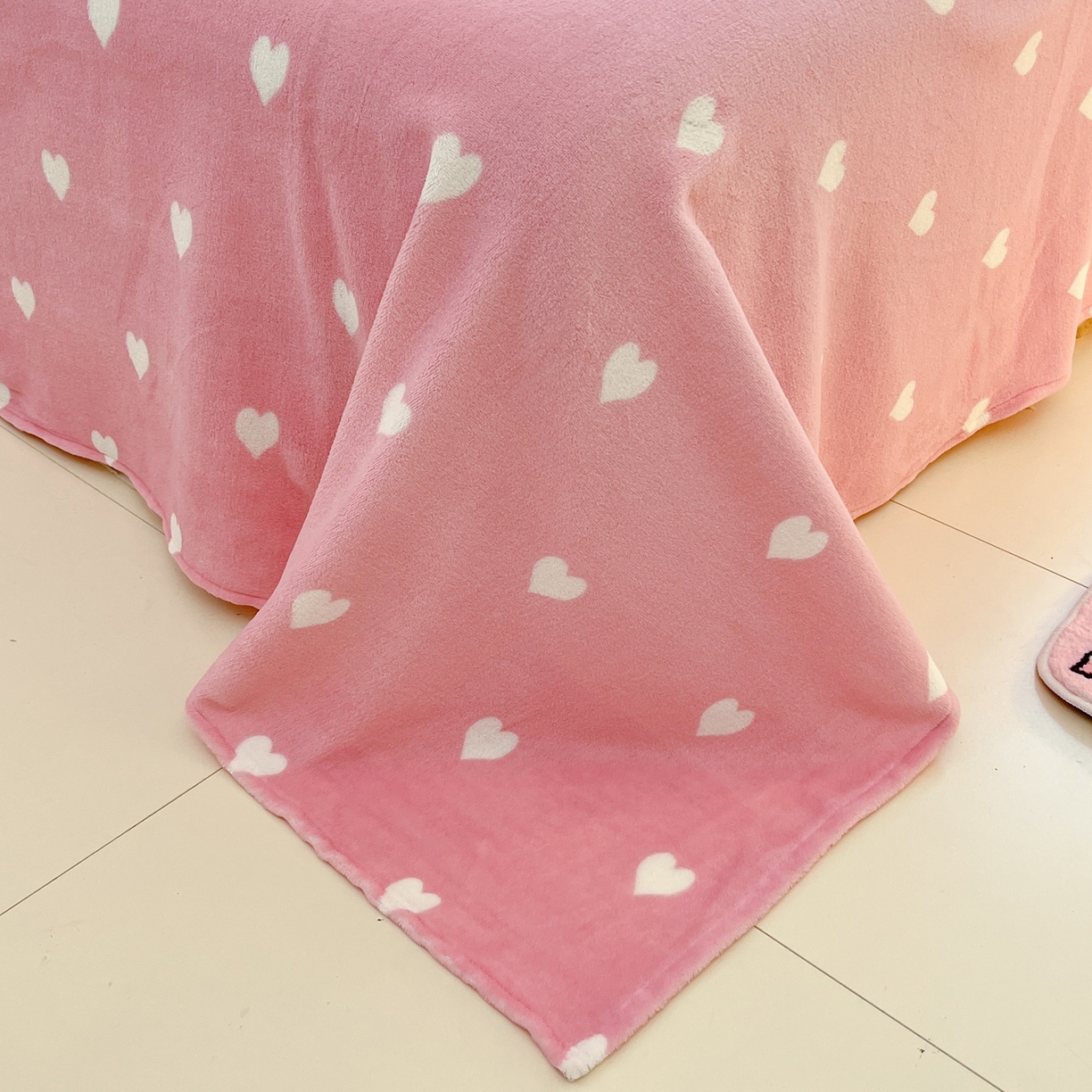 91家纺网 家纺一手货源 找家纺 博雅 2025新款三丽鸥正版授权高克重牛奶绒小版四件套提供买家秀 牛奶绒小版-甜甜美乐蒂专版花型