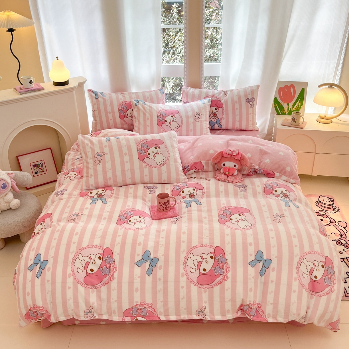 91家纺网 家纺一手货源 找家纺 博雅 2025新款三丽鸥正版授权高克重牛奶绒小版四件套提供买家秀 牛奶绒小版-甜甜美乐蒂专版花型