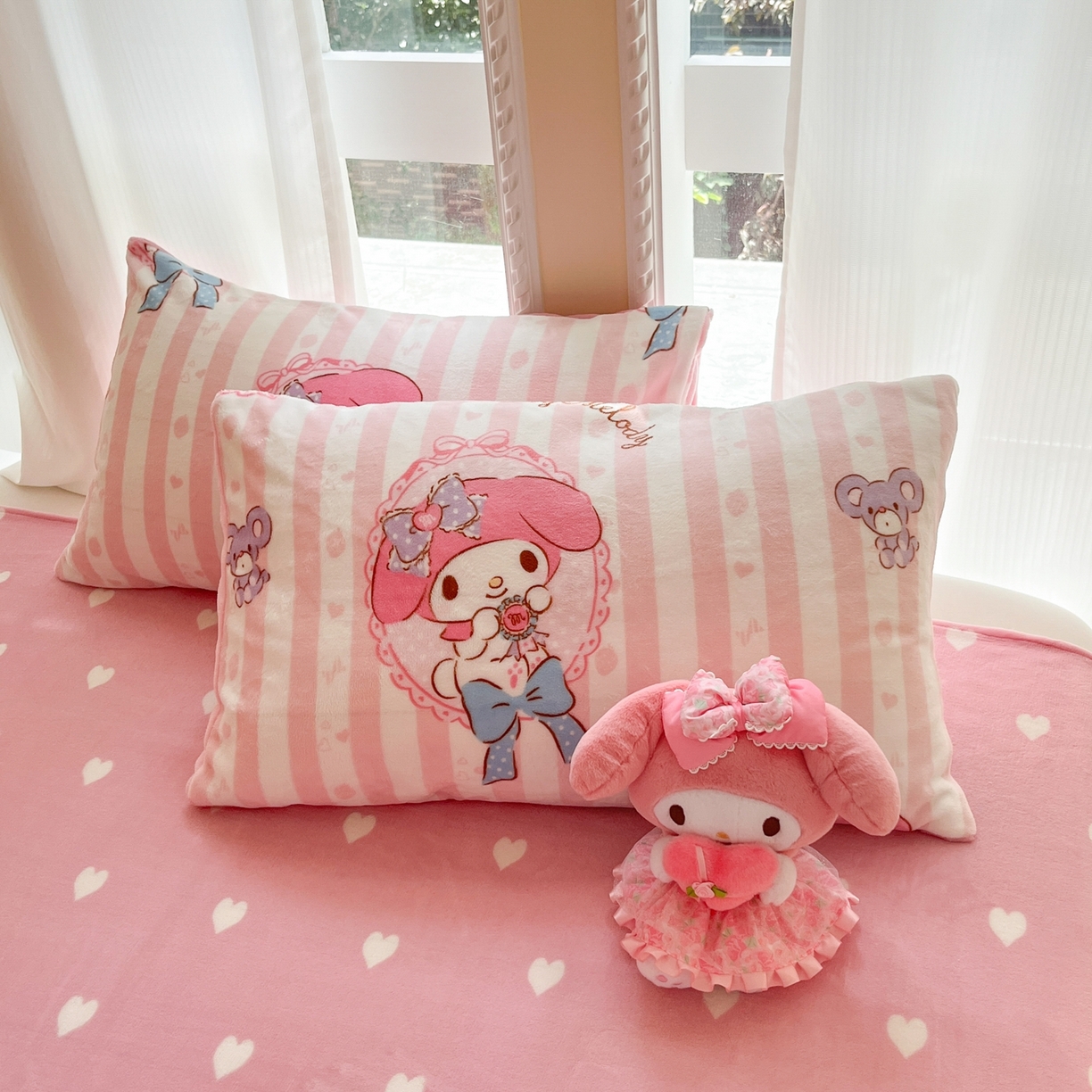 91家纺网 家纺一手货源 找家纺 博雅 2025新款三丽鸥正版授权高克重牛奶绒小版四件套提供买家秀 牛奶绒小版-甜甜美乐蒂专版花型