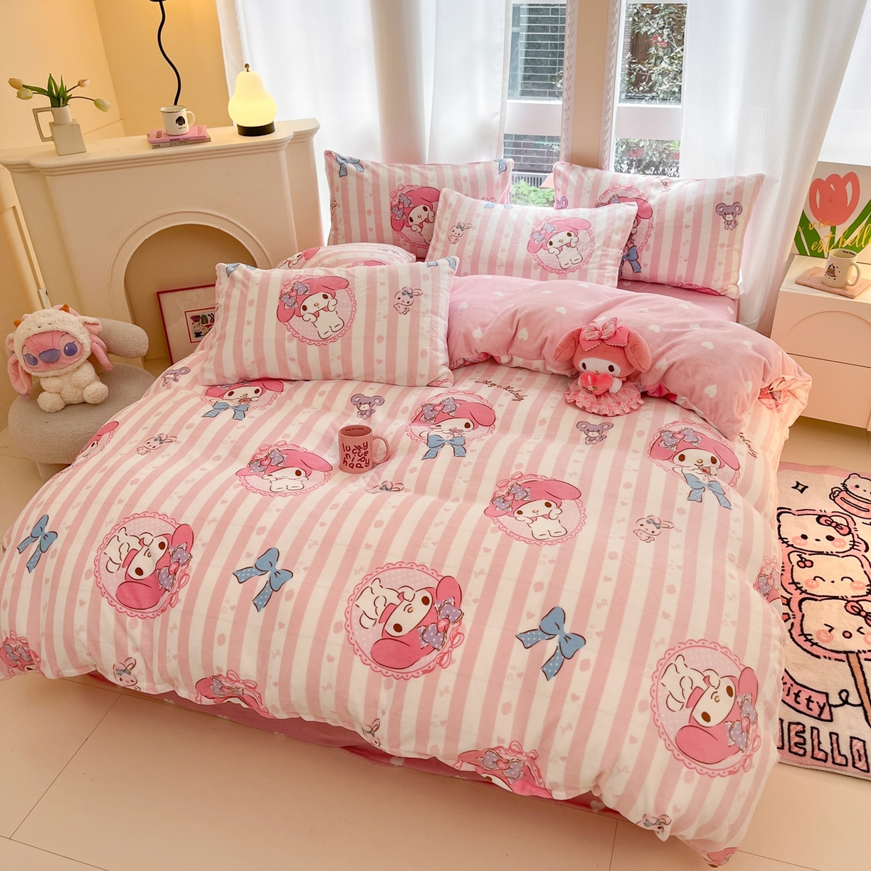 91家纺网 家纺一手货源 找家纺 博雅 2025新款三丽鸥正版授权高克重牛奶绒小版四件套提供买家秀 牛奶绒小版-甜甜美乐蒂专版花型