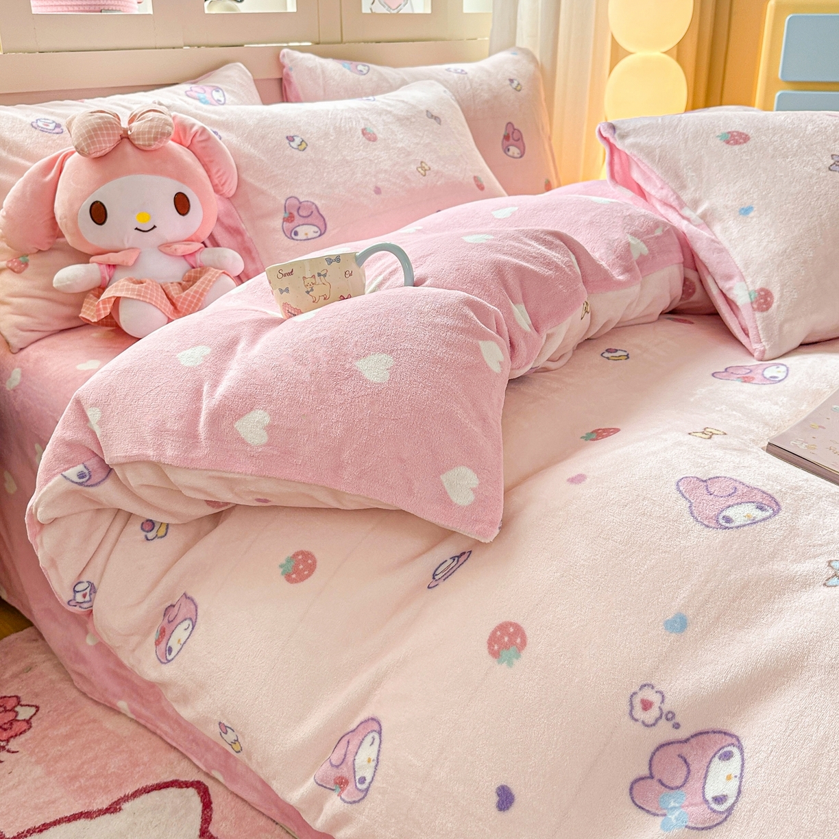 91家纺网 家纺一手货源 找家纺 博雅 2025新款三丽鸥正版授权高克重牛奶绒小版四件套提供买家秀 牛奶绒小版-下午茶美乐蒂