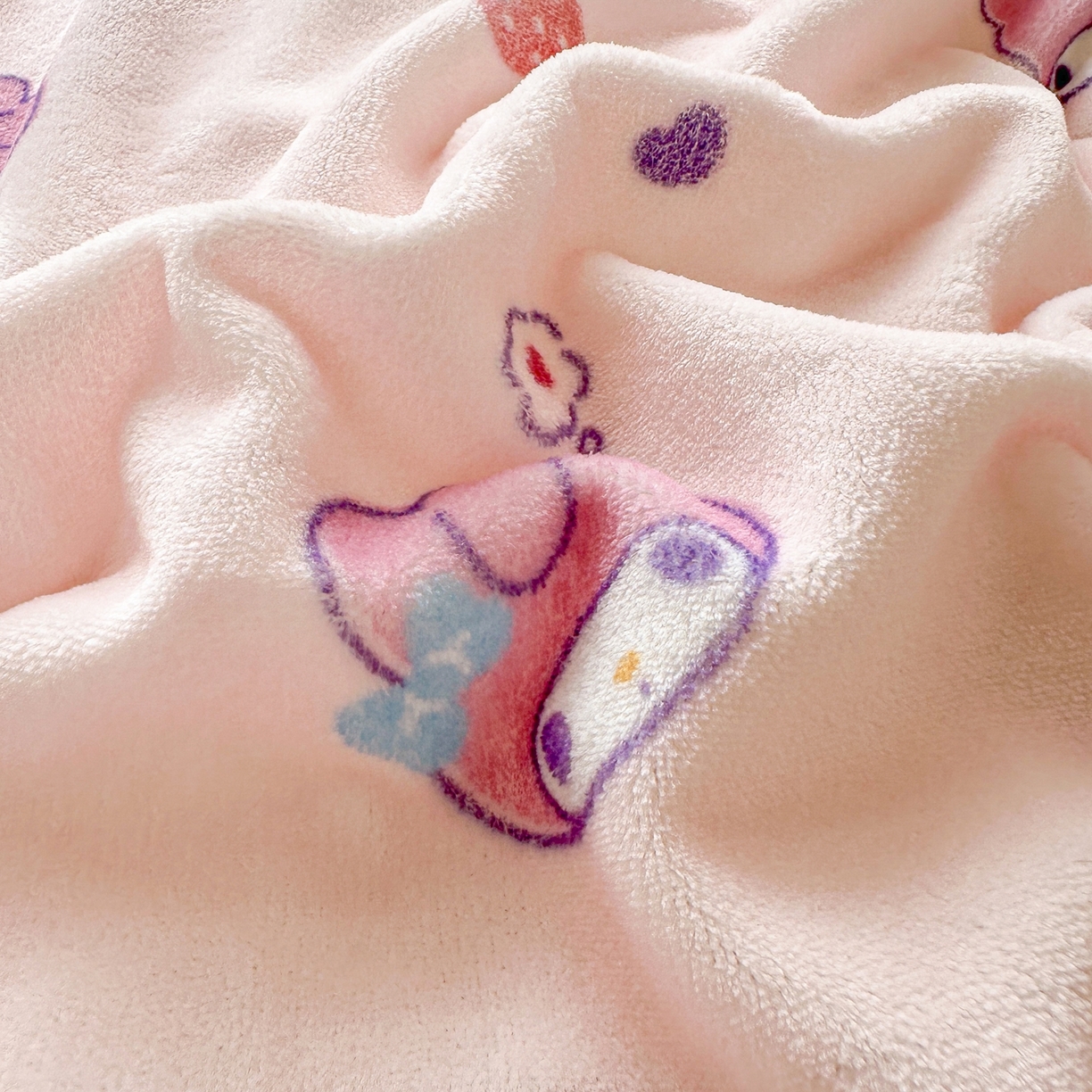 91家纺网 家纺一手货源 找家纺 博雅 2025新款三丽鸥正版授权高克重牛奶绒小版四件套提供买家秀 牛奶绒小版-下午茶美乐蒂