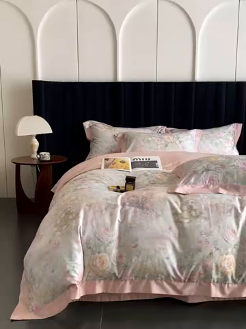 91家纺网 家纺一手货源 找家纺 南泉坊 2025新款长绒棉纯棉丝光工艺数码印花四件套 暮光之城 粉