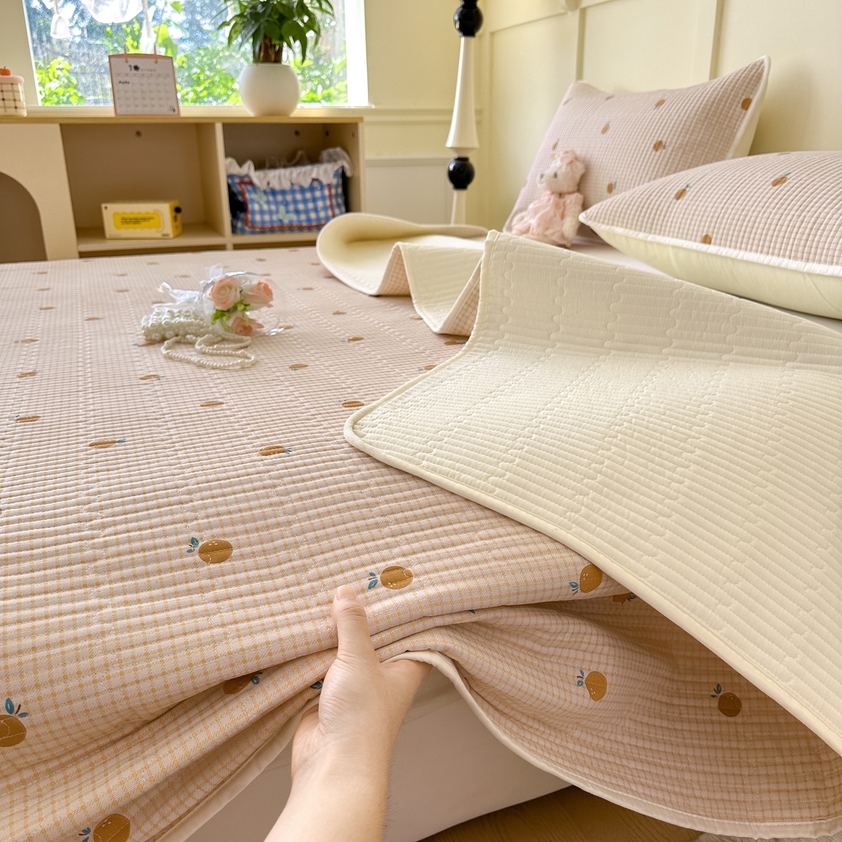 91家纺网 家纺一手货源 找家纺 寐居家纺 2025新款A类数码印花老粗布夹棉床盖 橘里橘气