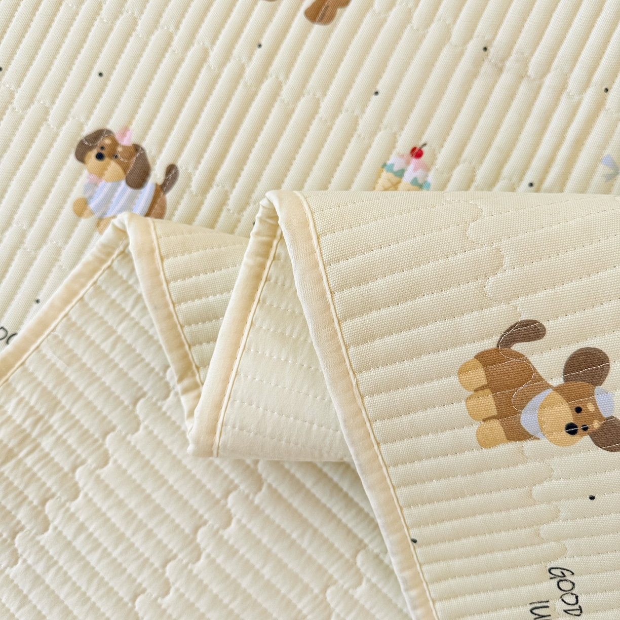 91家纺网 家纺一手货源 找家纺 寐居家纺 2025新款A类数码印花老粗布夹棉床盖 狗狗合集