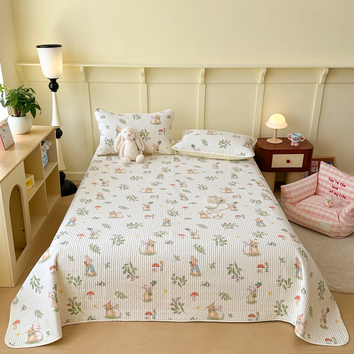 91家纺网 家纺一手货源 找家纺 寐居家纺 2025新款A类数码印花老粗布夹棉床盖 春日半夏