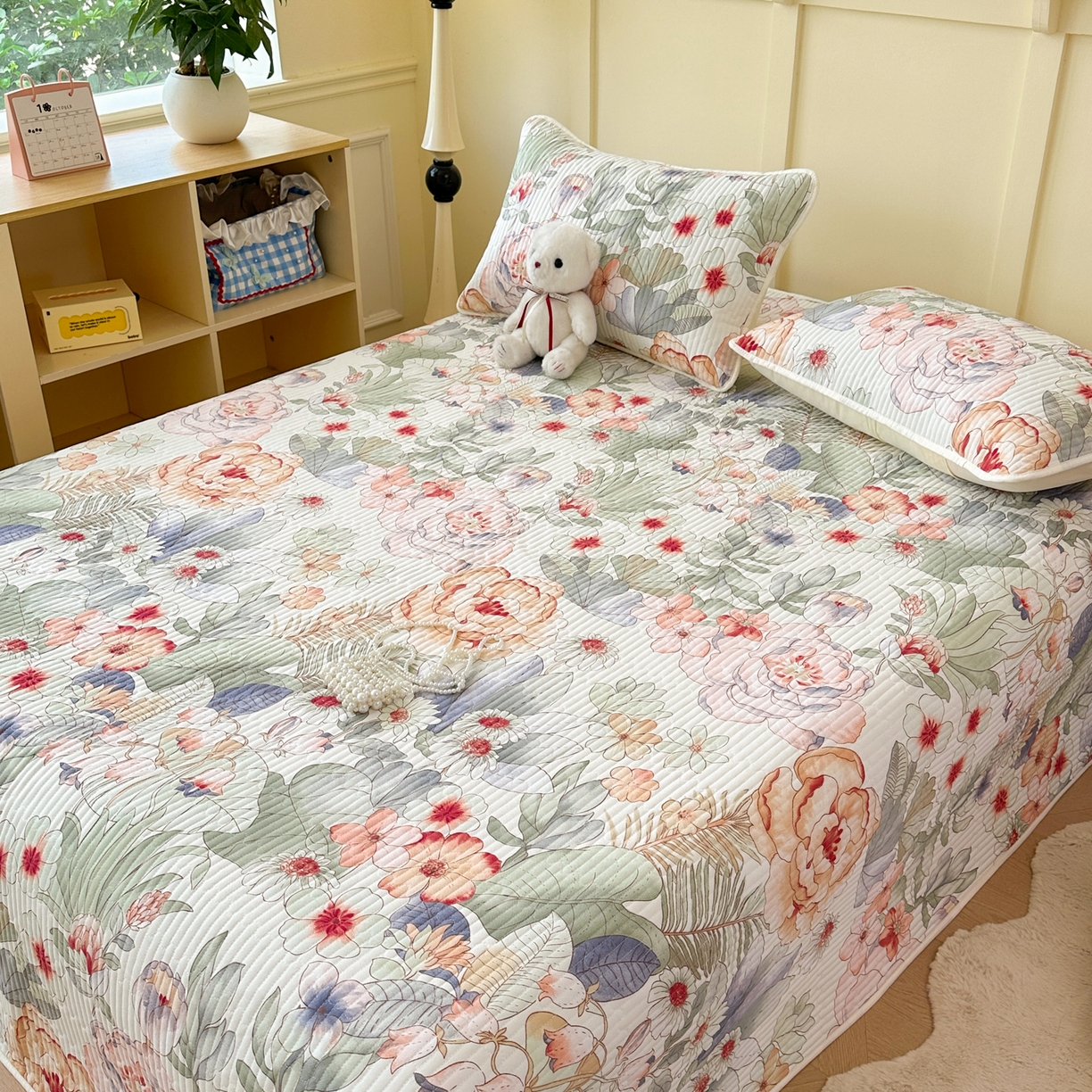 91家纺网 家纺一手货源 找家纺 寐居家纺 2025新款A类数码印花老粗布夹棉床盖 蔓野花语