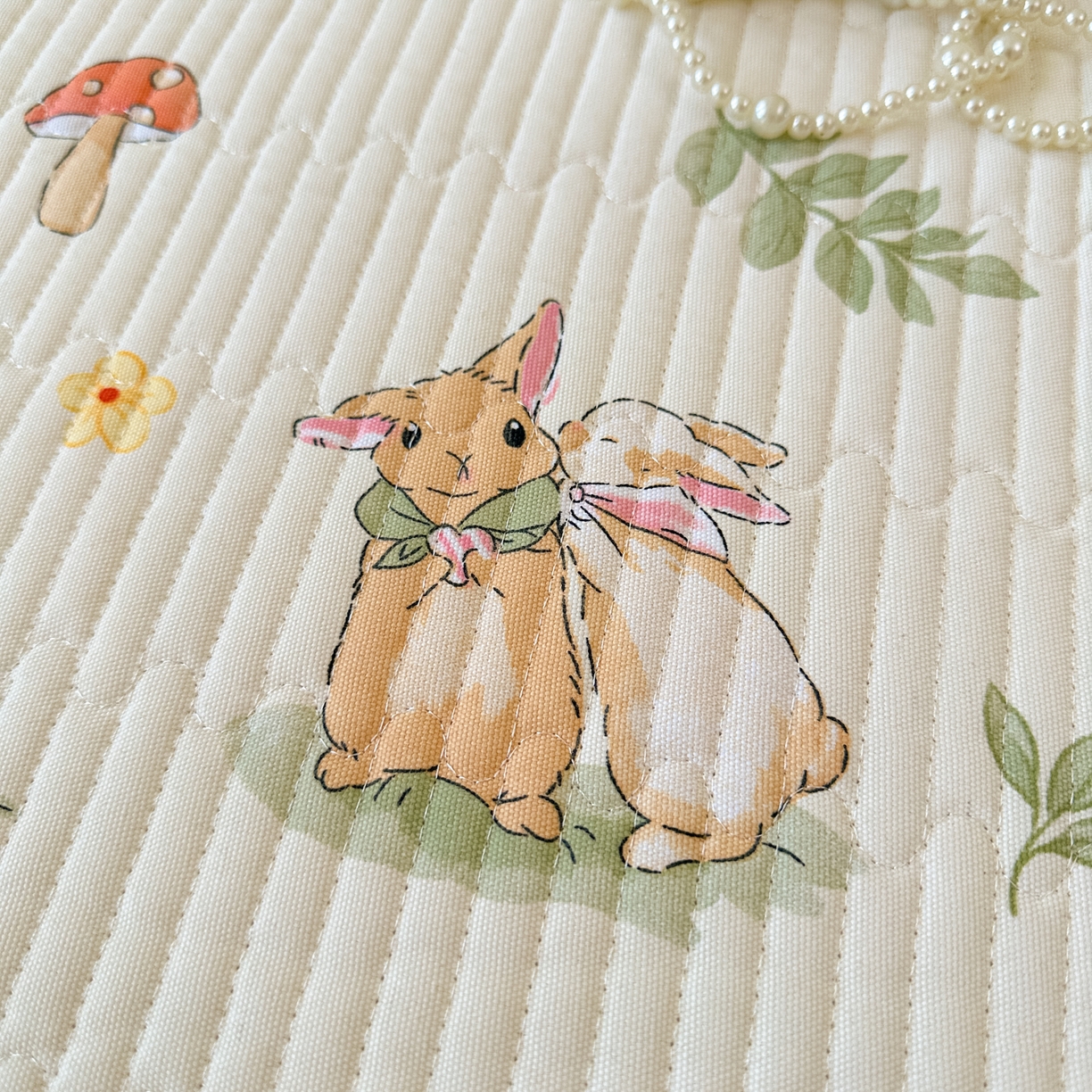 91家纺网 家纺一手货源 找家纺 寐居家纺 2025新款A类数码印花老粗布夹棉床盖 春日半夏