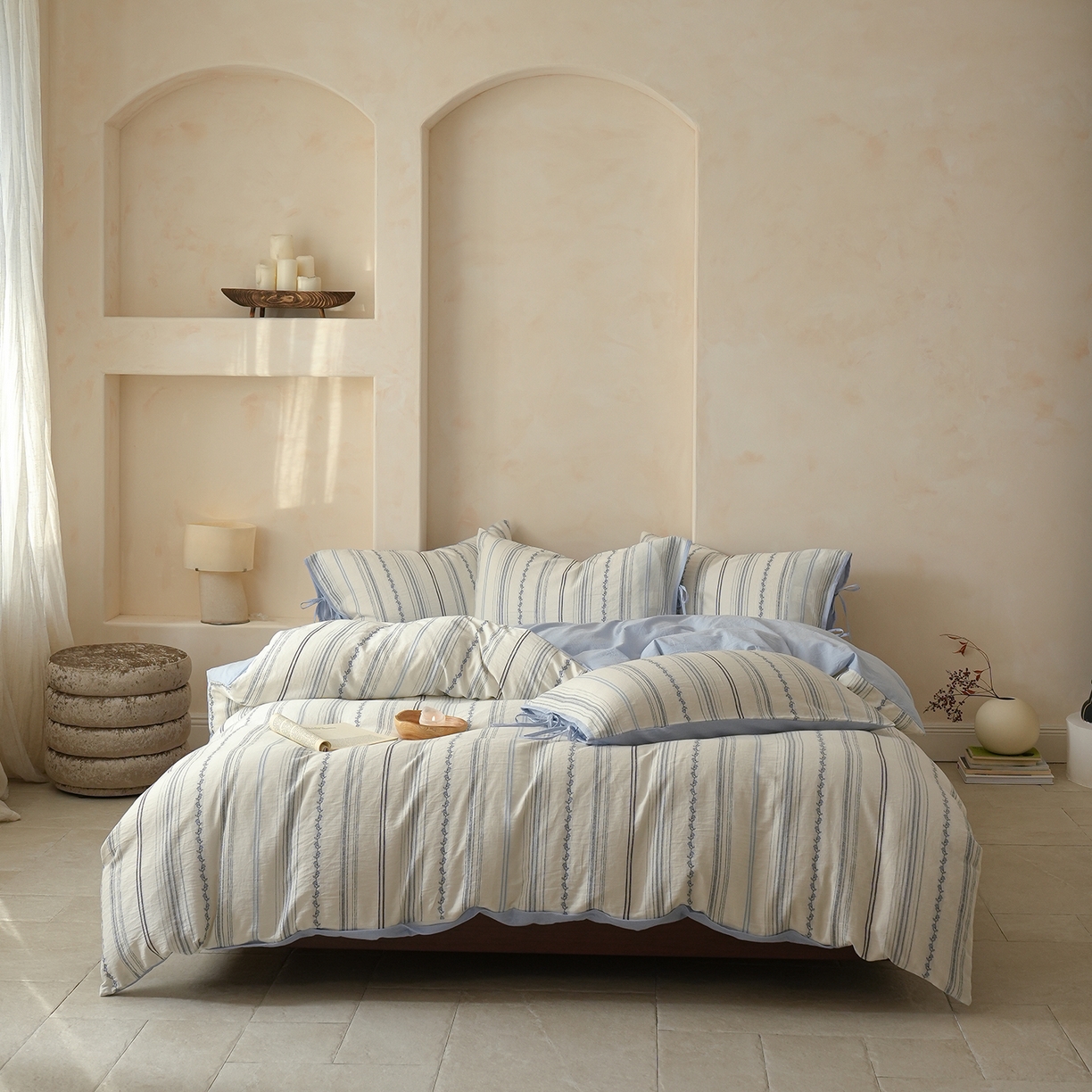 91家纺网 家纺一手货源 找家纺 寐居家纺 2025新款全棉A类60支水洗色织提花剪花四件套 阿尔玛-蓝