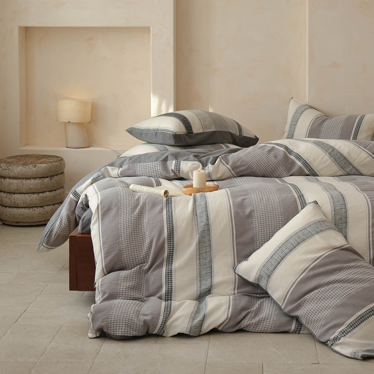 91家纺网 家纺一手货源 找家纺 寐居家纺 2025新款全棉A类60支水洗色织提花四件套 希尔薇-灰